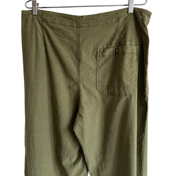 Pilcro Soft Wide-Leg Utility Pants, Size 33 Tall - Picture 11 of 14